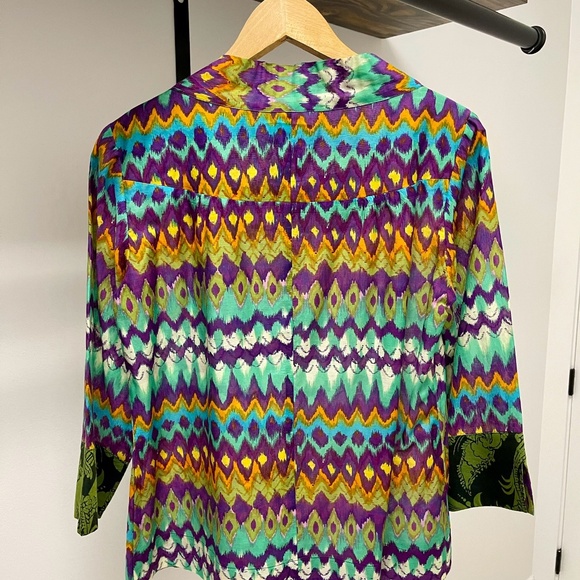 Gorgeous DEMA (San Francisco) Cotton/Silk, ¾ Sleeve, Jewel Print Top – Size L - Picture 9 of 10